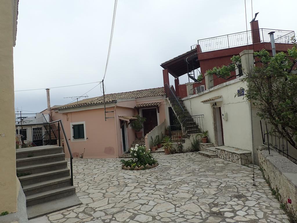 Summer Cottage Sinarádes Exterior foto